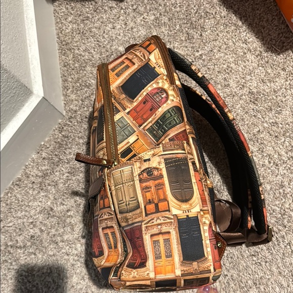 Patricia Nash Brown Architectural Print Backpack - Picture 3 of 7